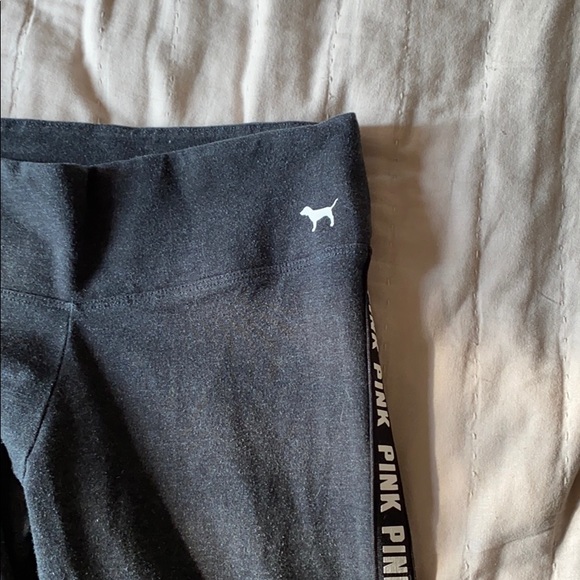 PINK yoga leggings - Picture 2 of 3